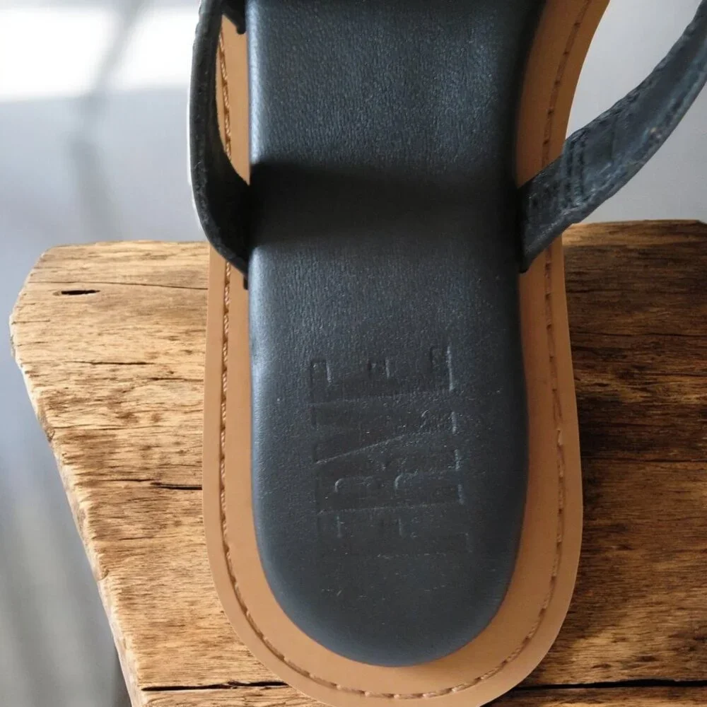 FRYE - Faye Strappy Slide Leather Sandal, Size 8M, Black - NWT